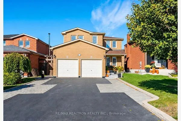 12 Fifefield Drive