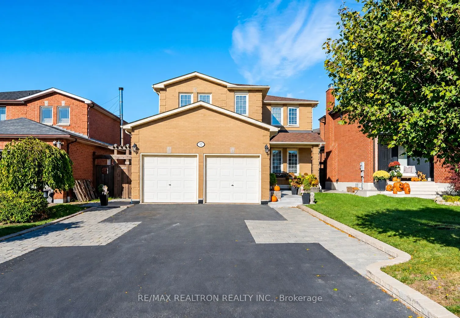 12 Fifefield Drive