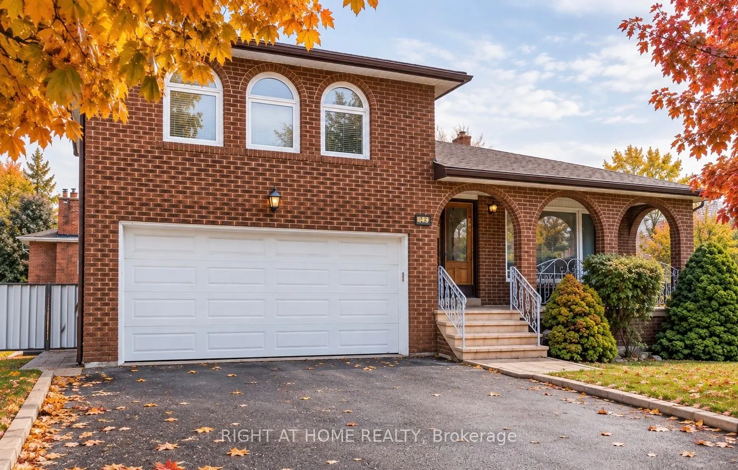 149 Jeanne Drive W