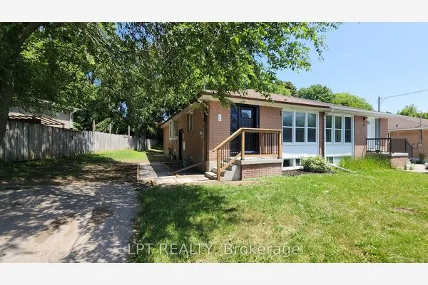 43 Newbury Drive