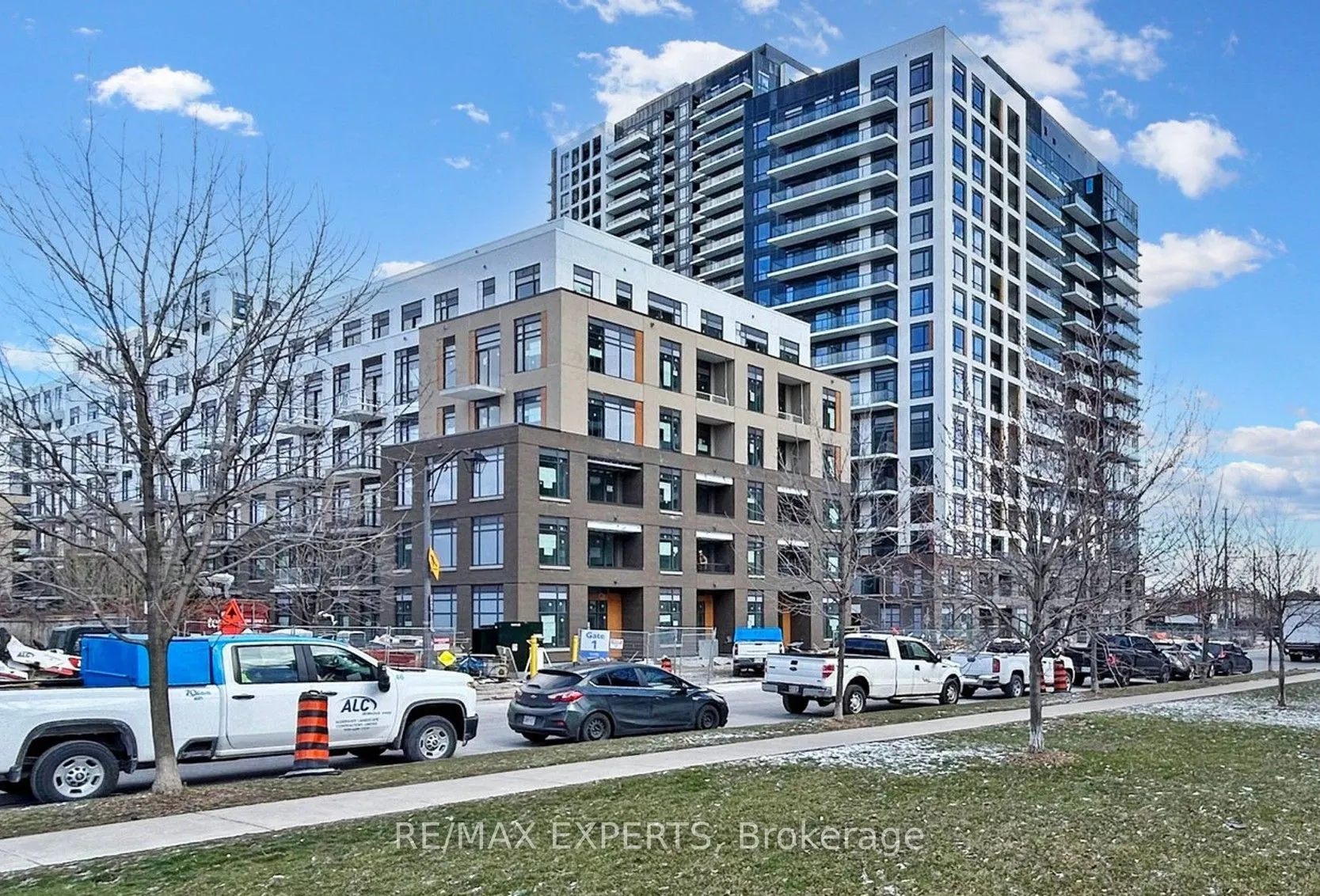 7950 Bathurst Street #B-808