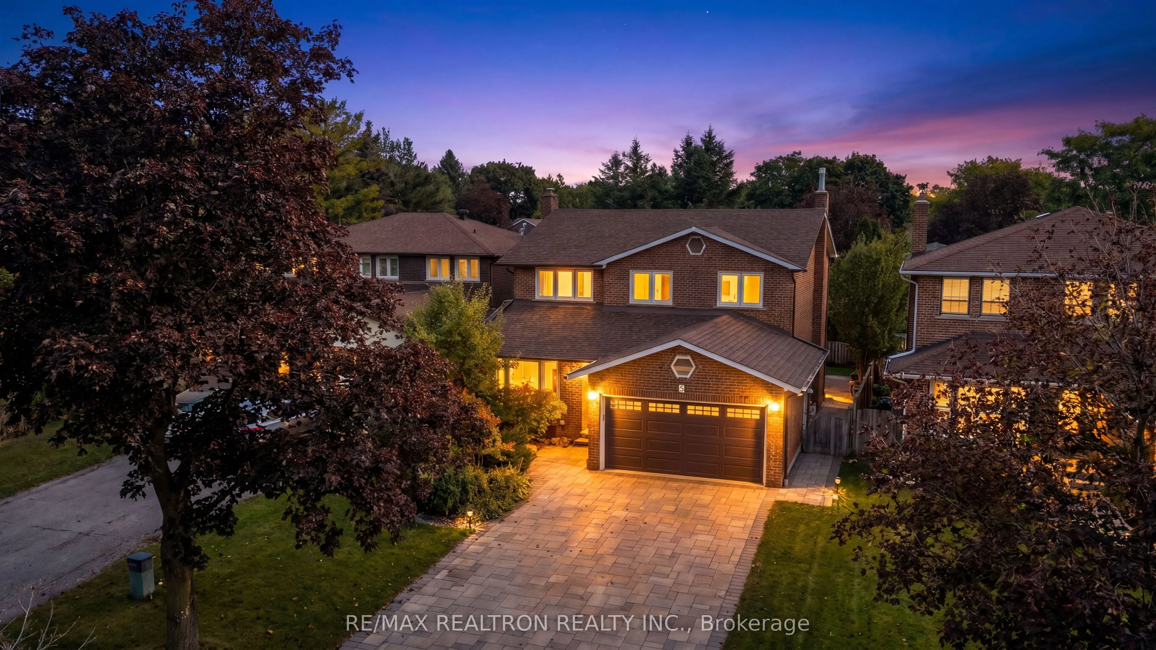5 Charnwood Place