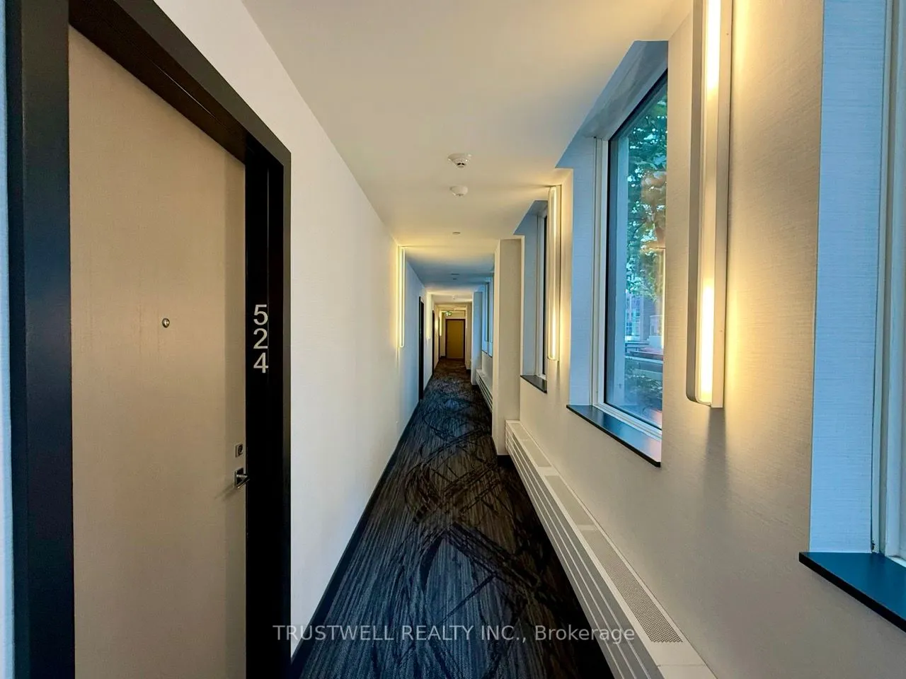 10 Rouge Valley Drive W #524
