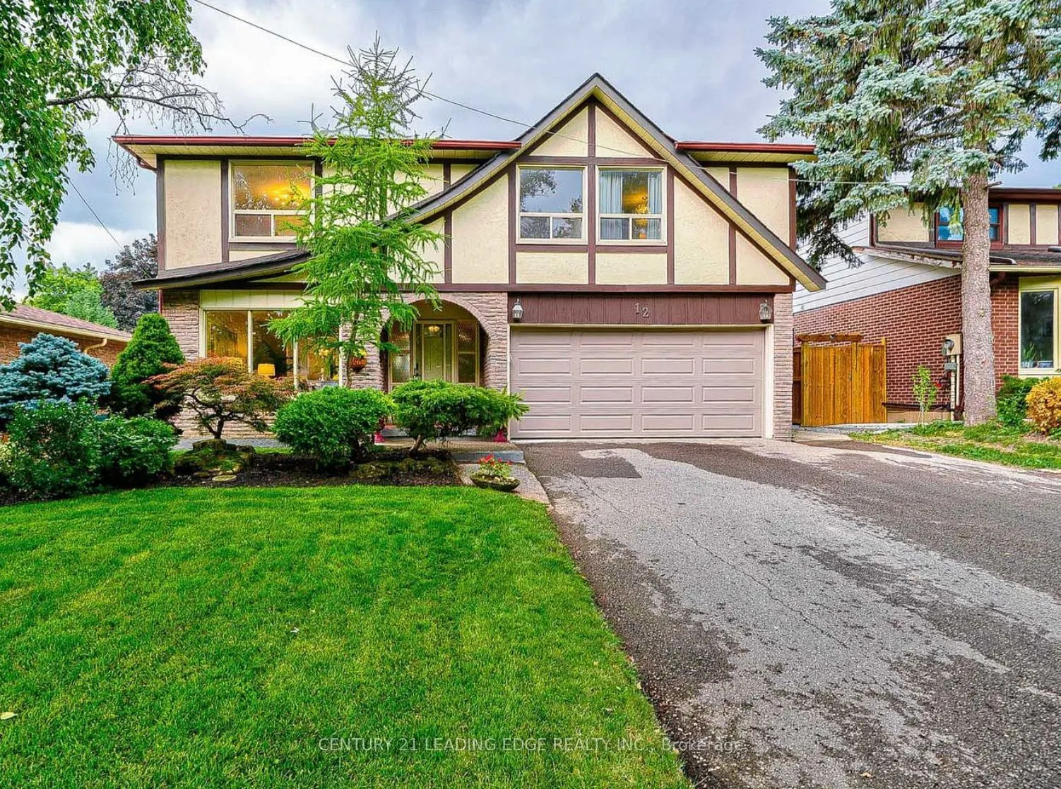 12 Summerfeldt Crescent