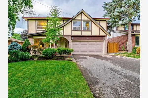12 Summerfeldt Crescent