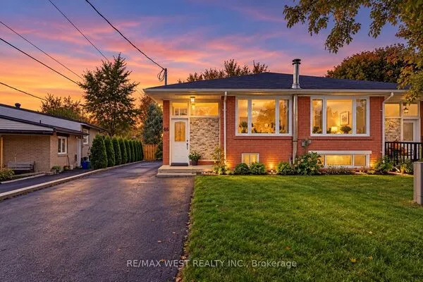 46 Newbury Drive