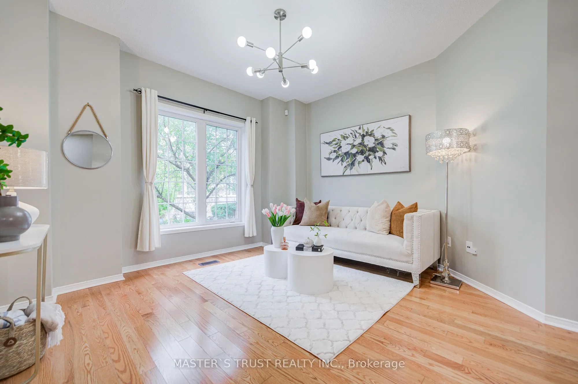 23 Observatory Lane #272