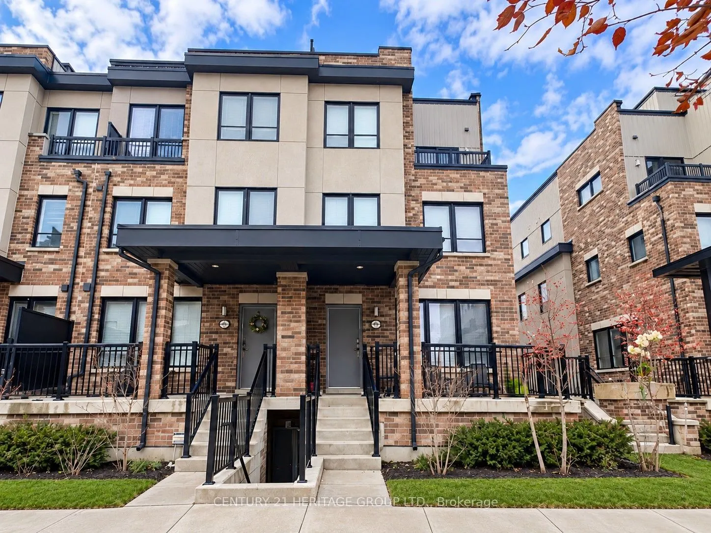 50 Baynes Way #8