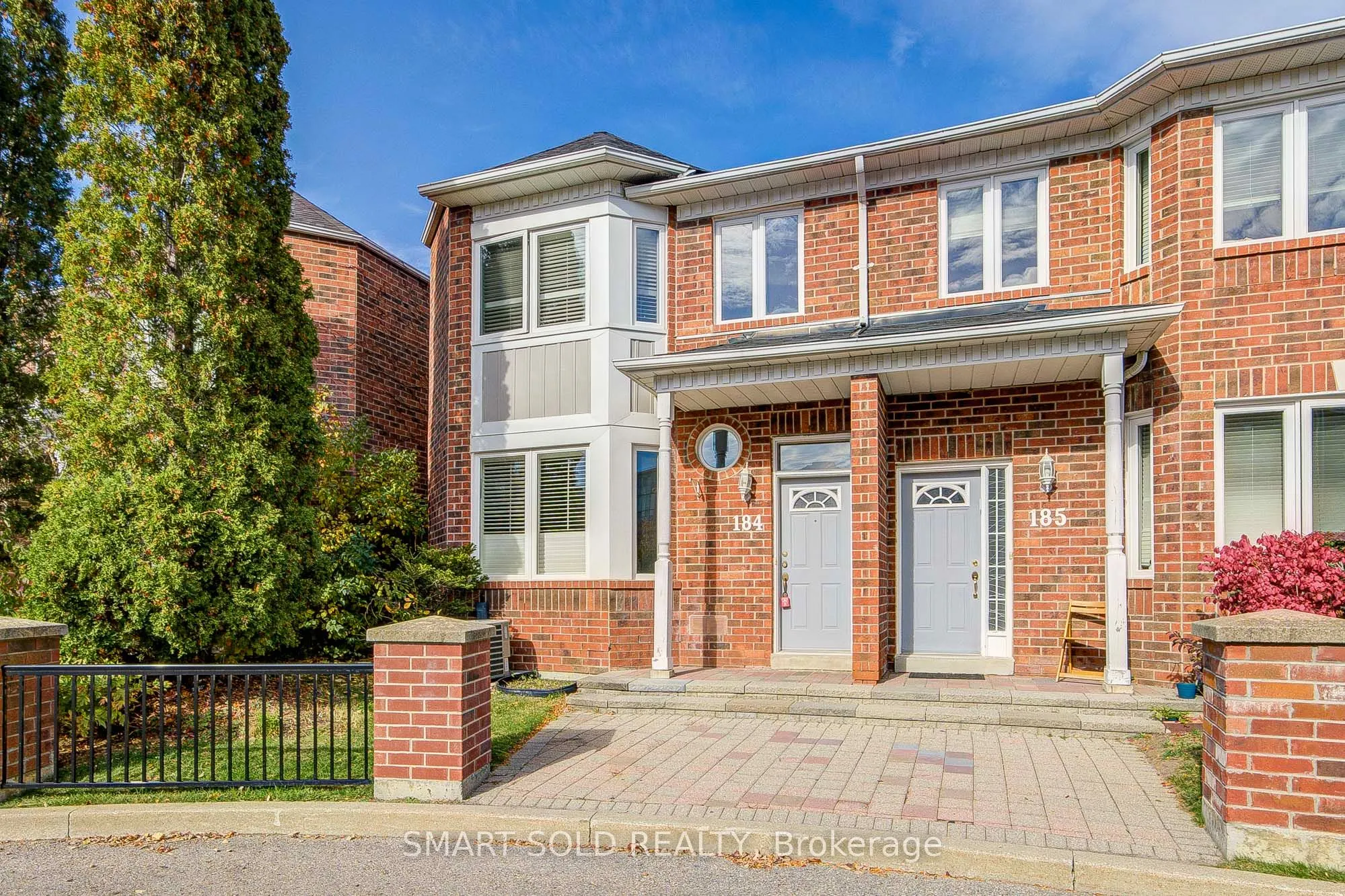 18 Clark Avenue W #184