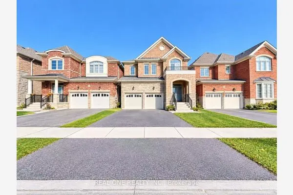 42 Clara May Avenue