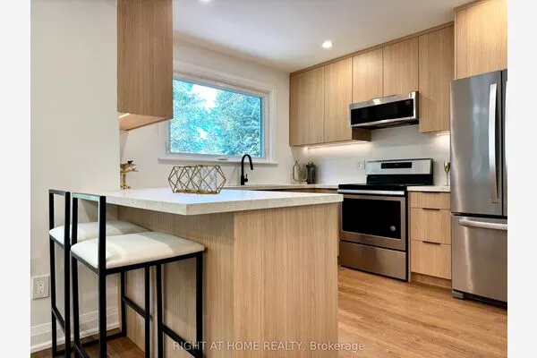 246 Zelda Crescent