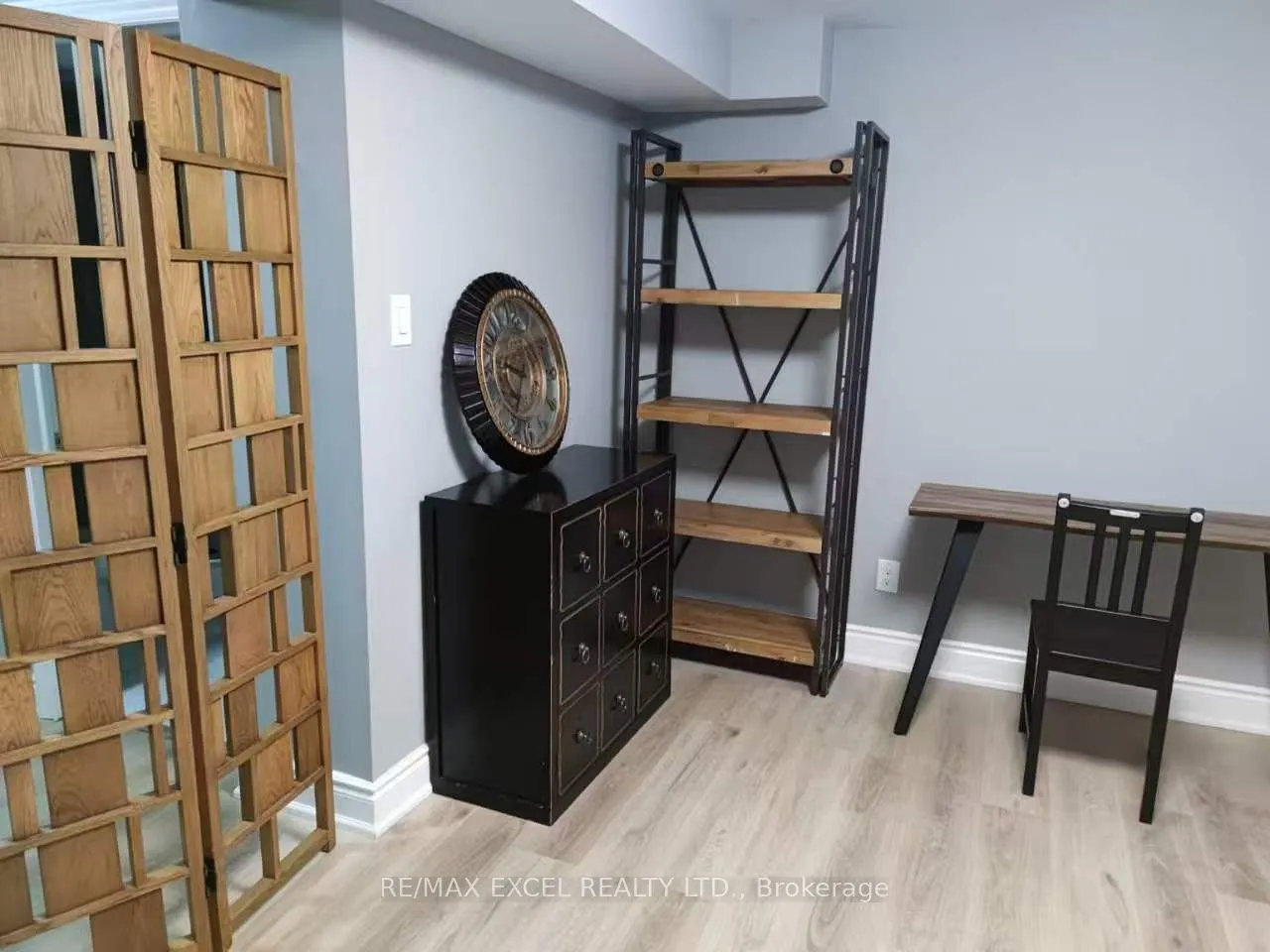 Basement 59 Barrington Crescent #Bsmt