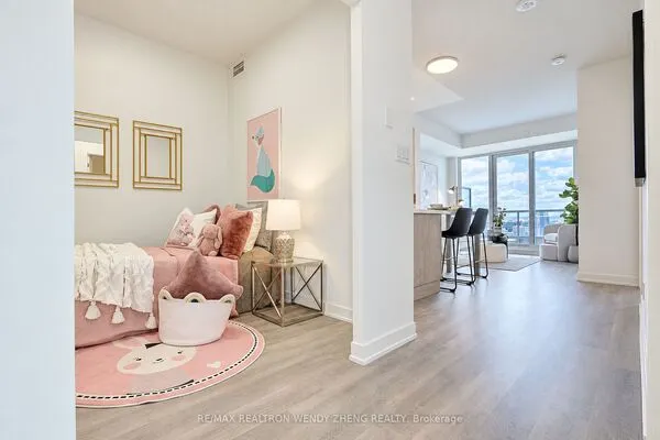 292 VERDALE Crossing #1610B