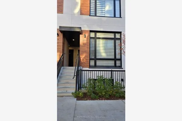 8 Steckley House Lane #204