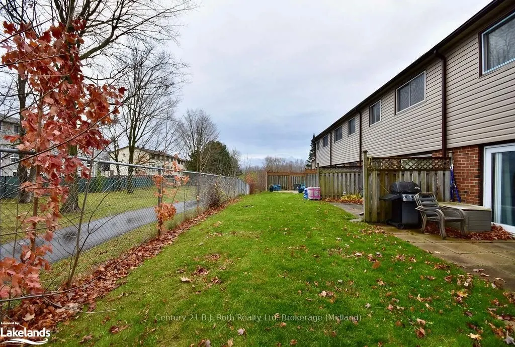 441 BARRIE Road #7