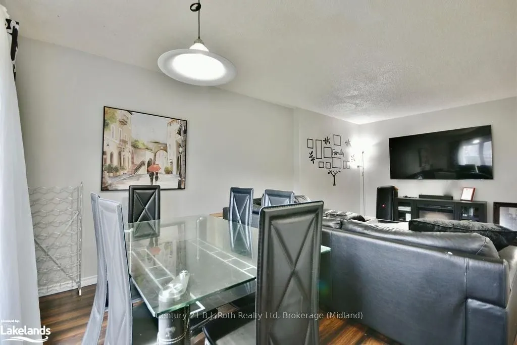 441 BARRIE Road #7