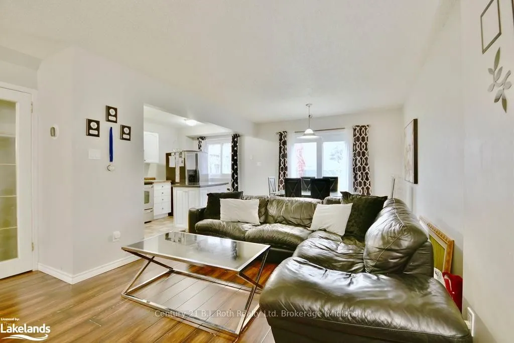 441 BARRIE Road #7