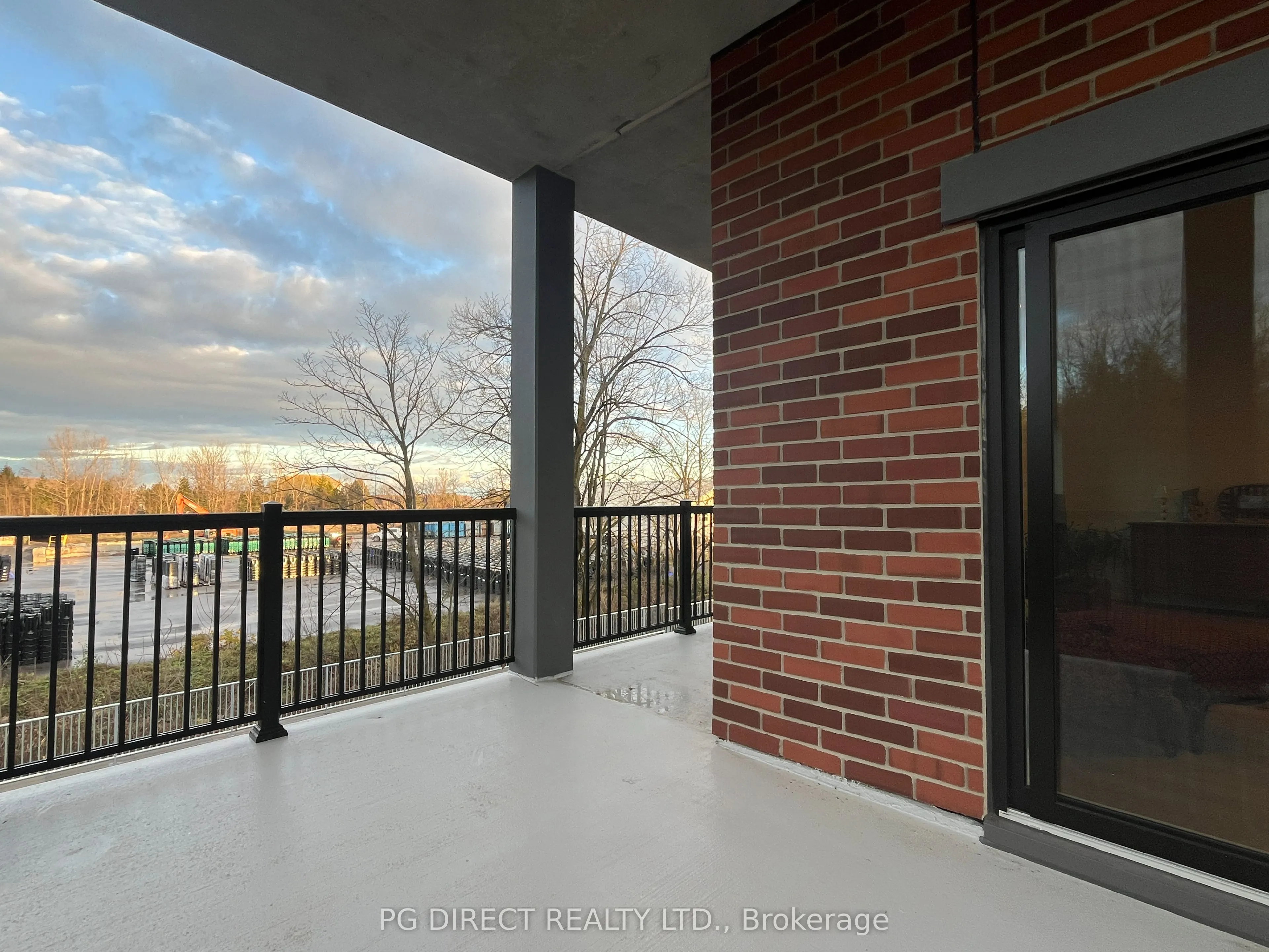 121 Mary Street #224