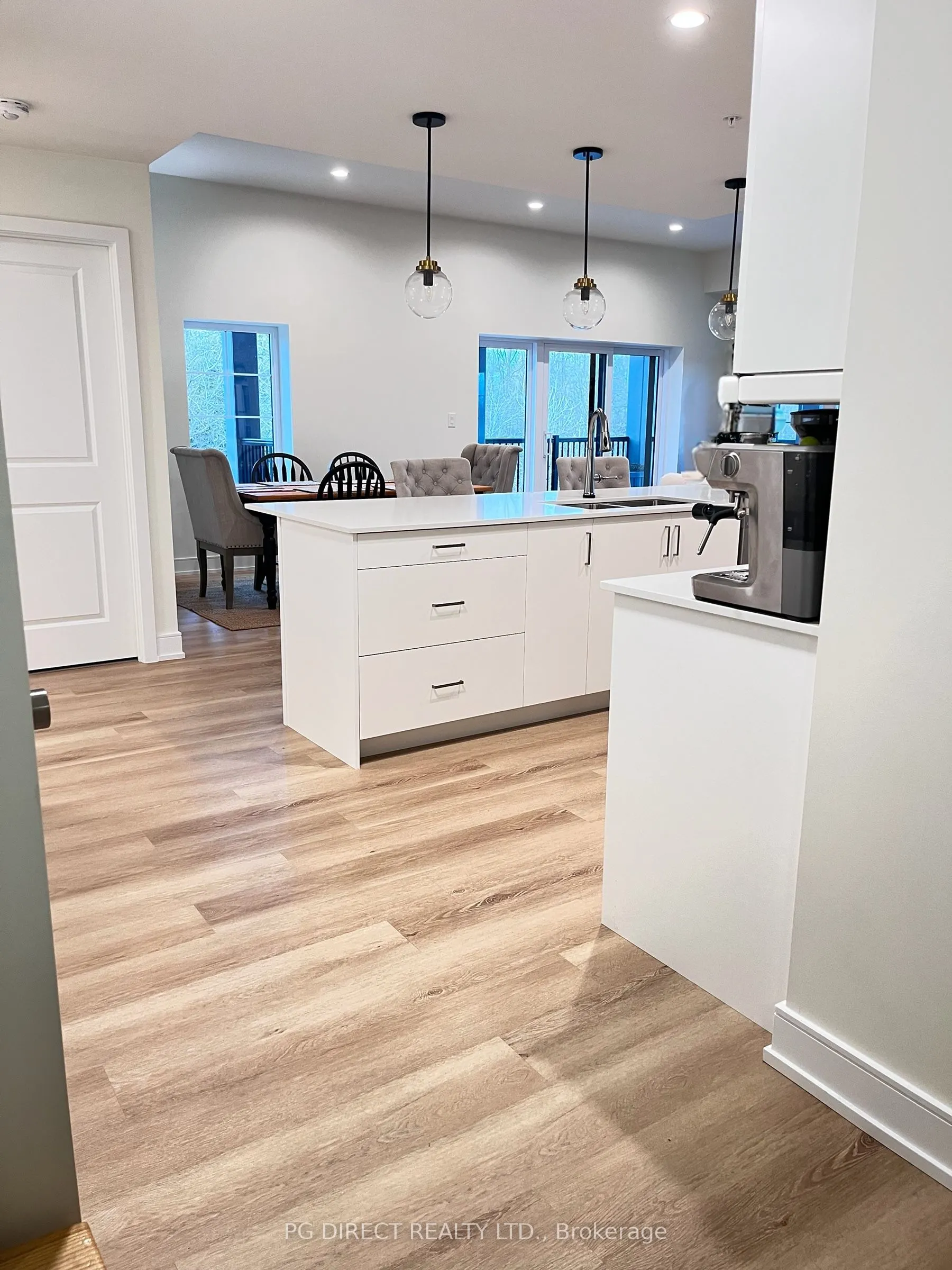 121 Mary Street #224