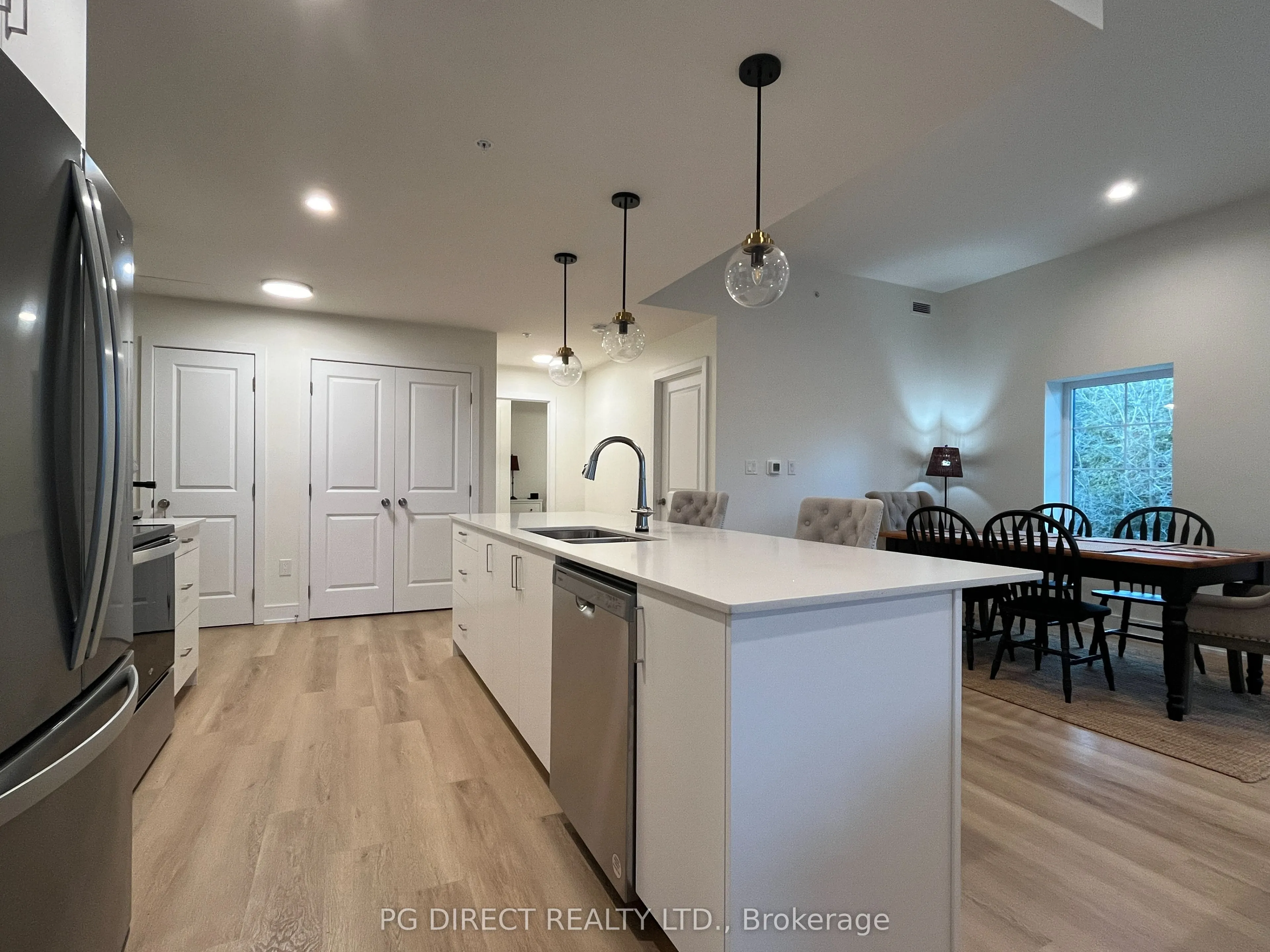121 Mary Street #224
