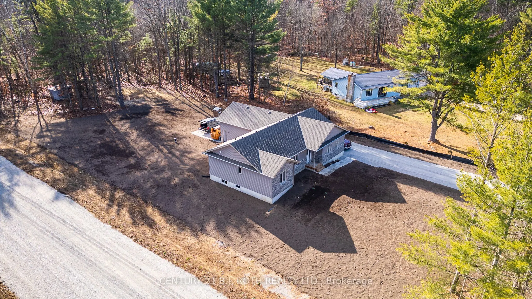 6121 Concession B C Road