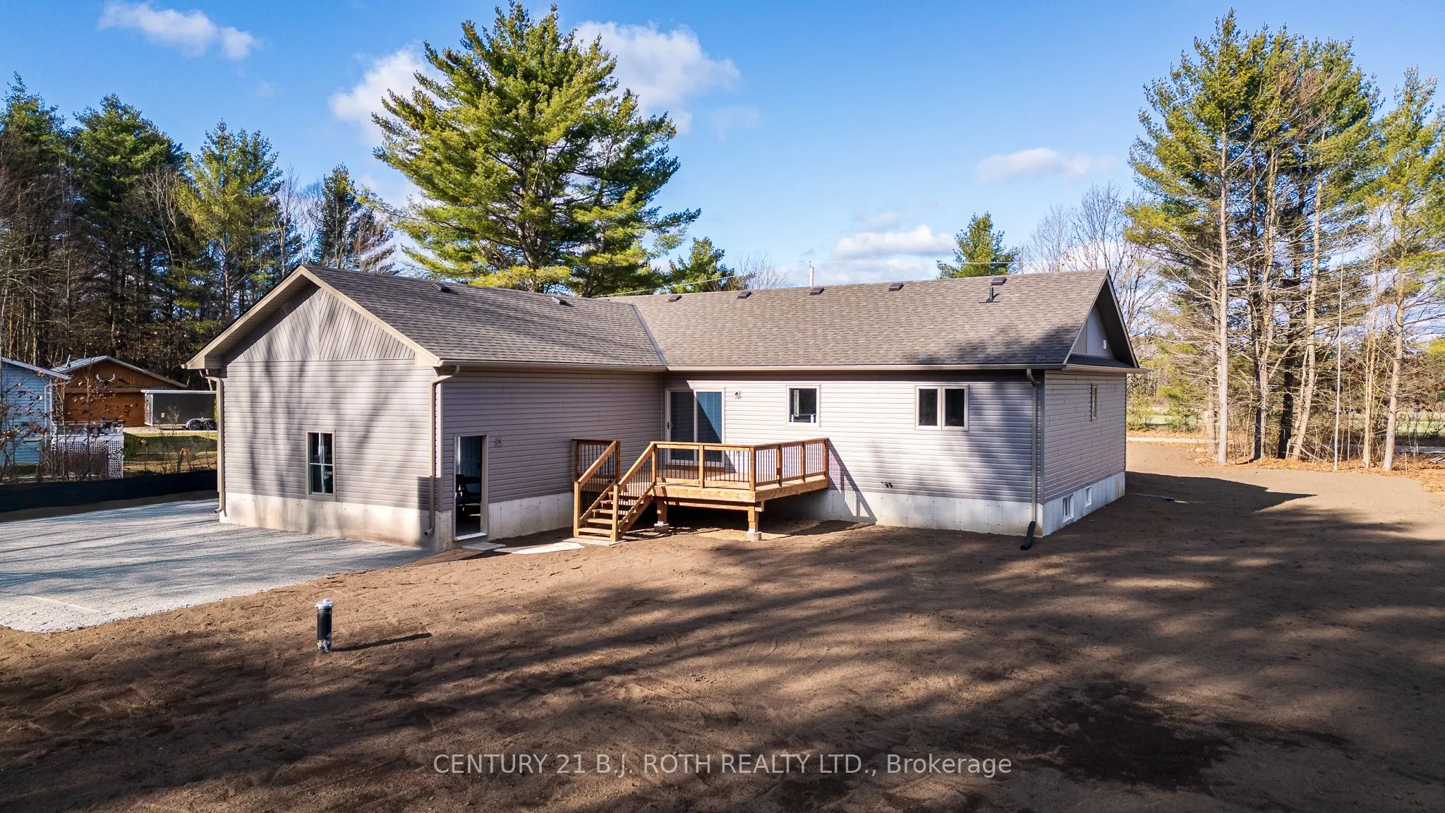 6121 Concession B C Road