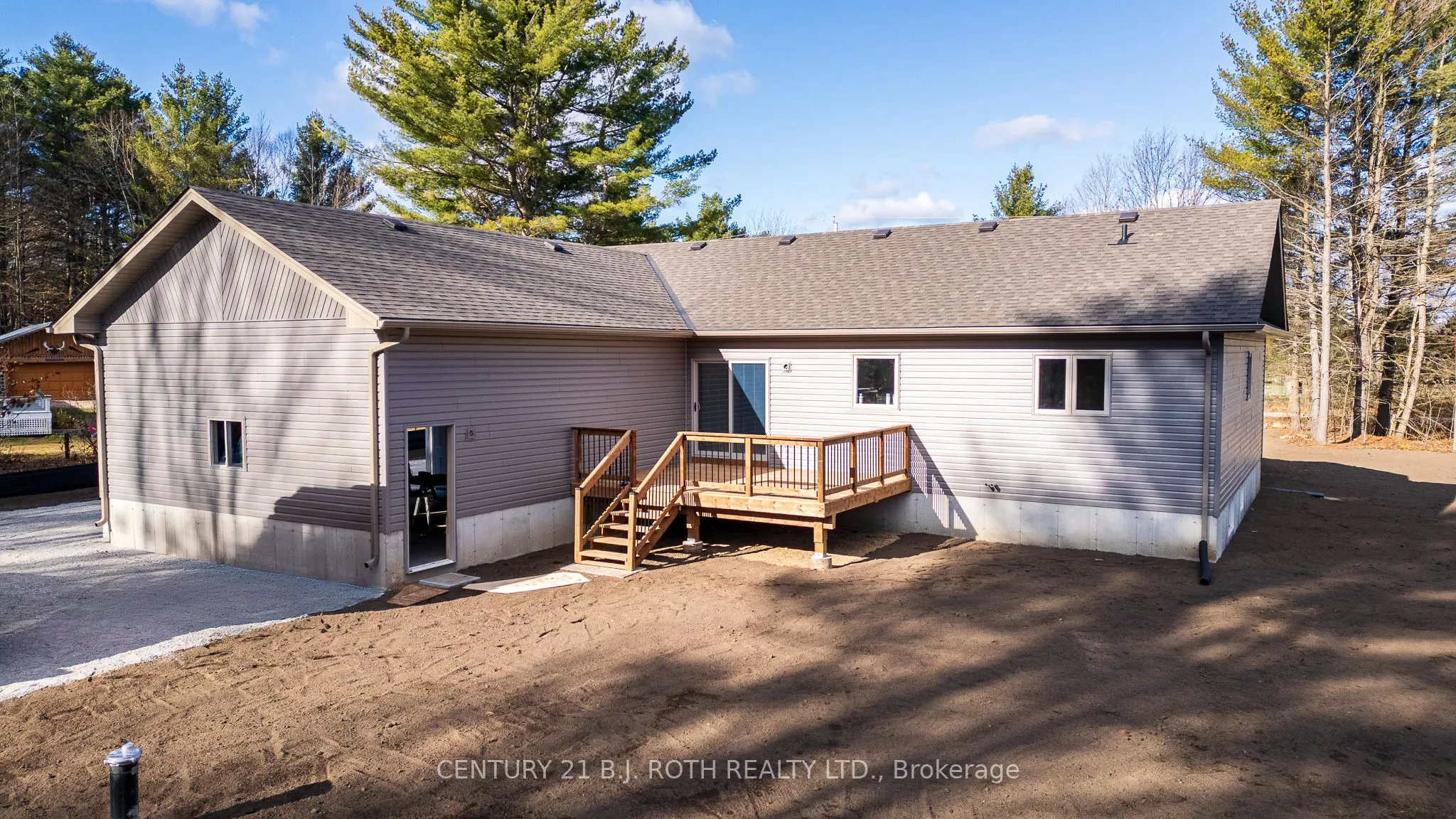 6121 Concession B C Road
