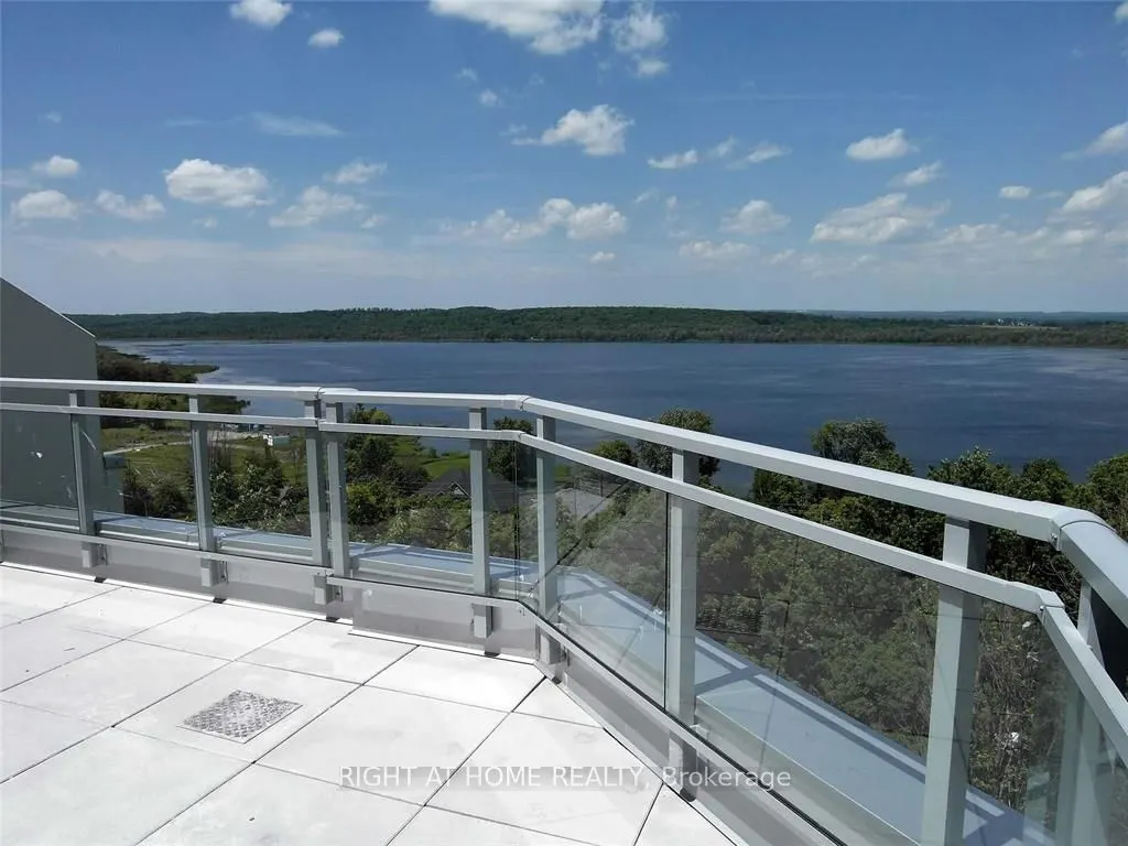 58 Lakeside Terrace, #1006
