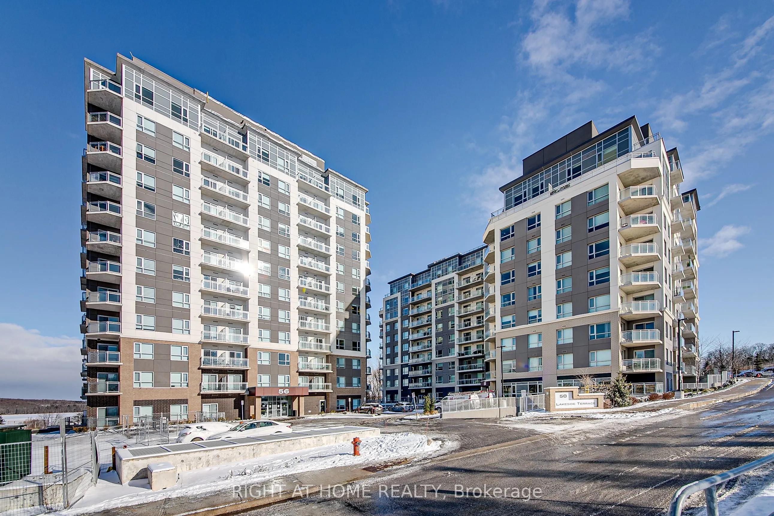 58 Lakeside Terrace, #1006
