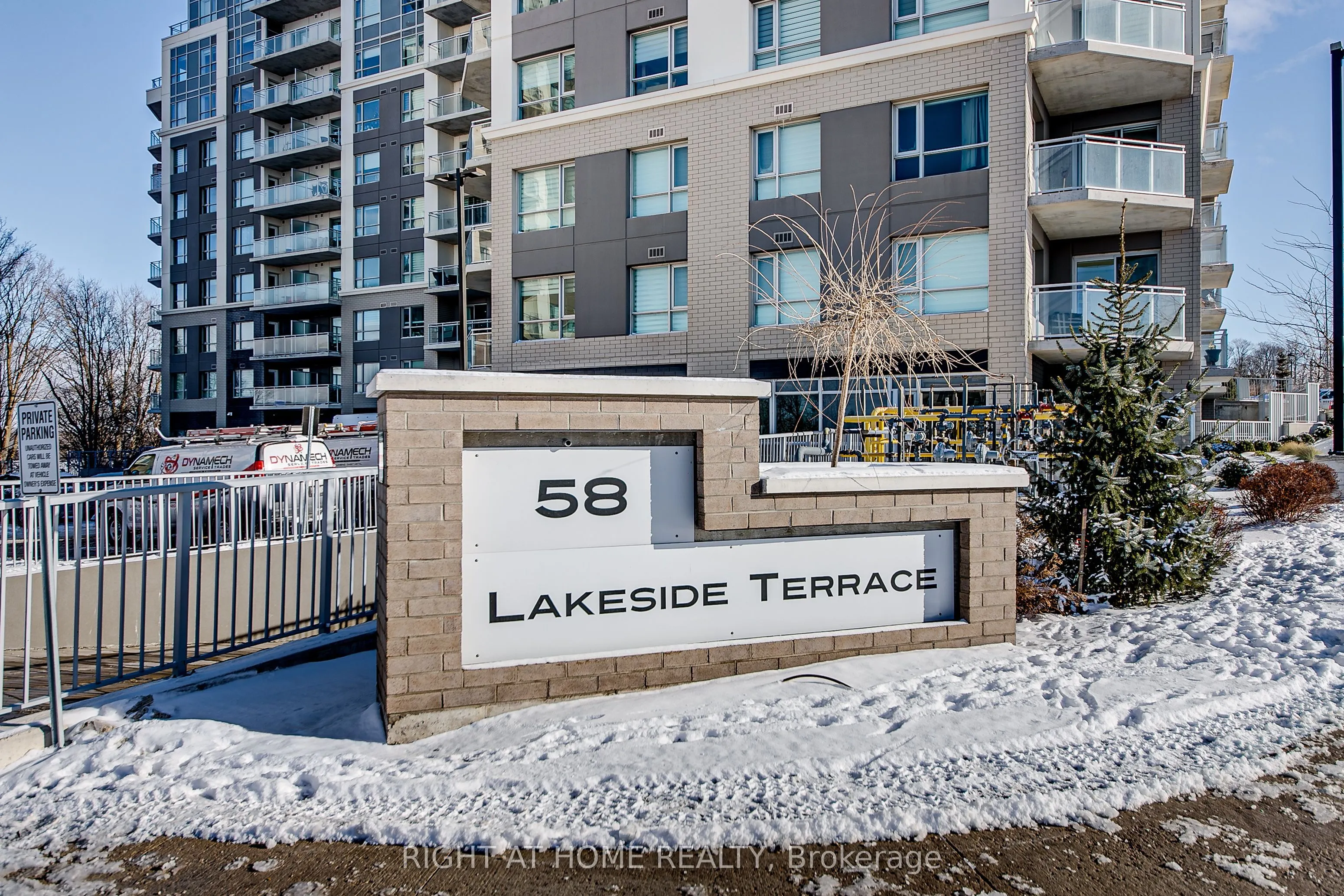58 Lakeside Terrace, #1006