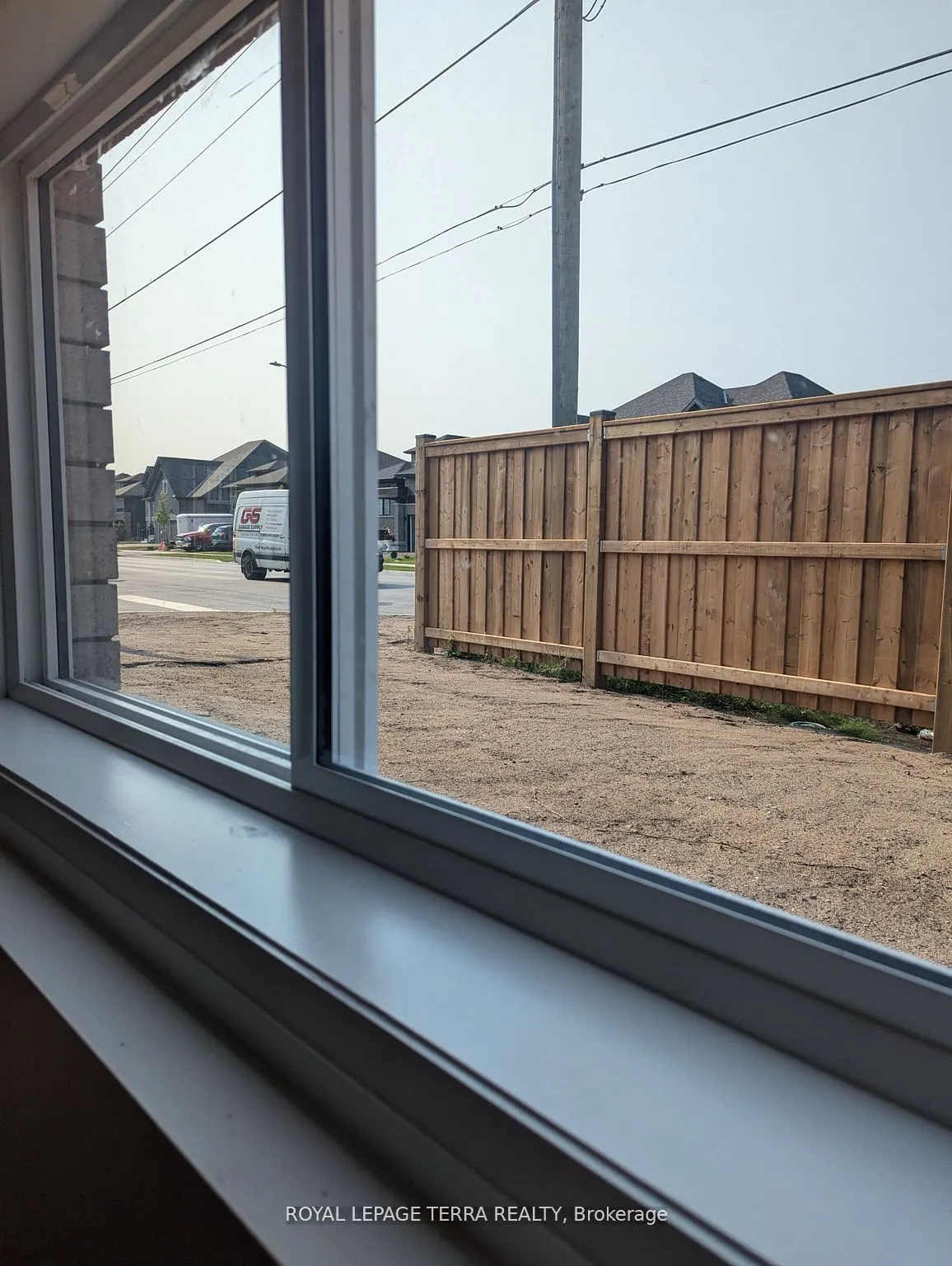 2 Joanne Crescent N