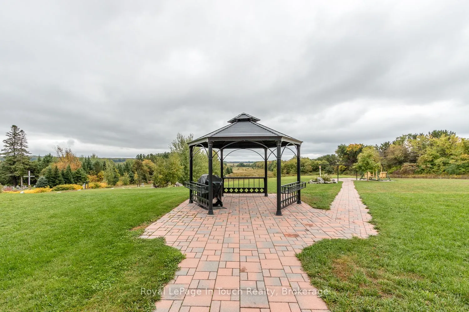 333 LAFONTAINE Road W #310