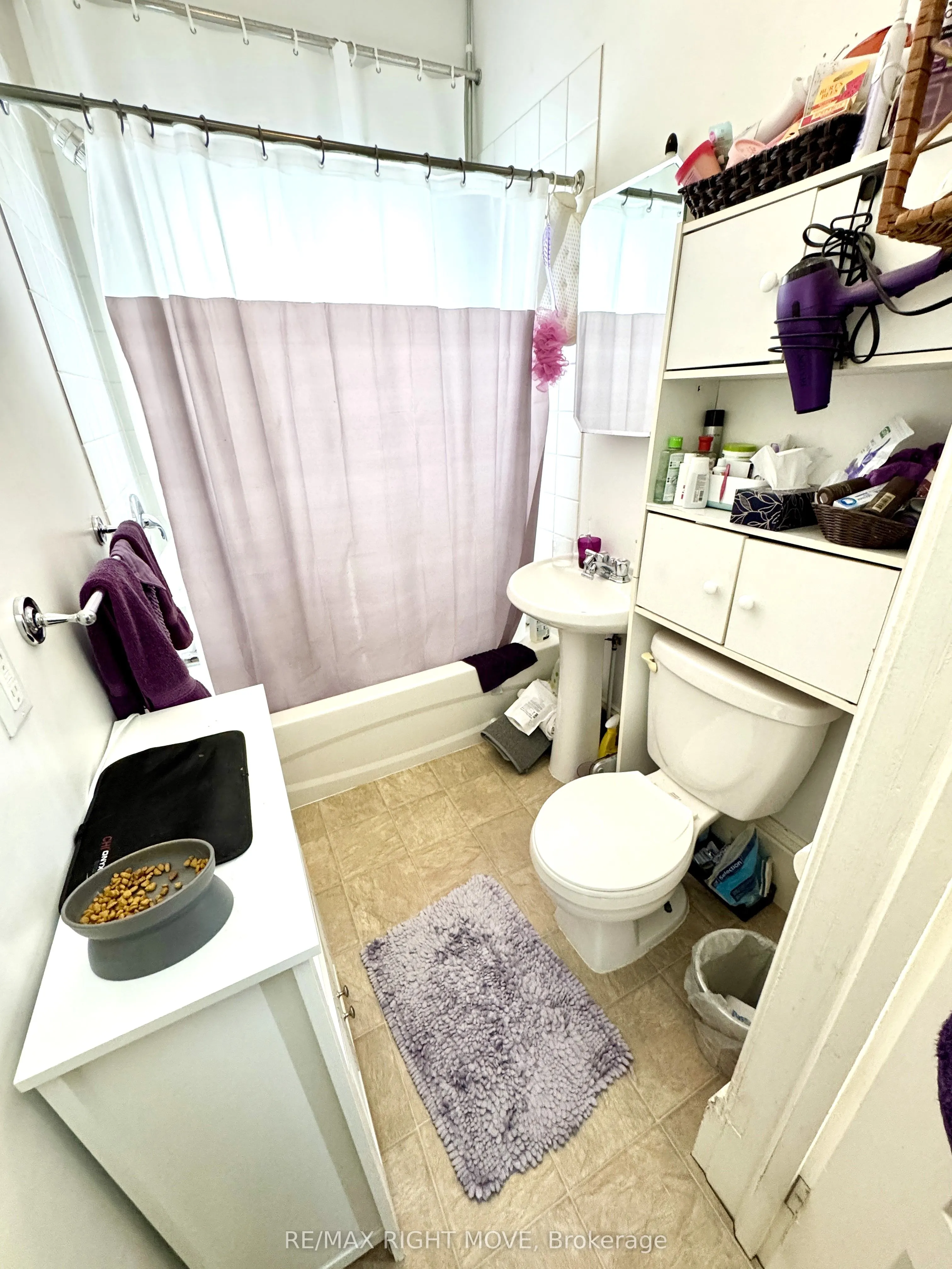 264 Mississaga Street W