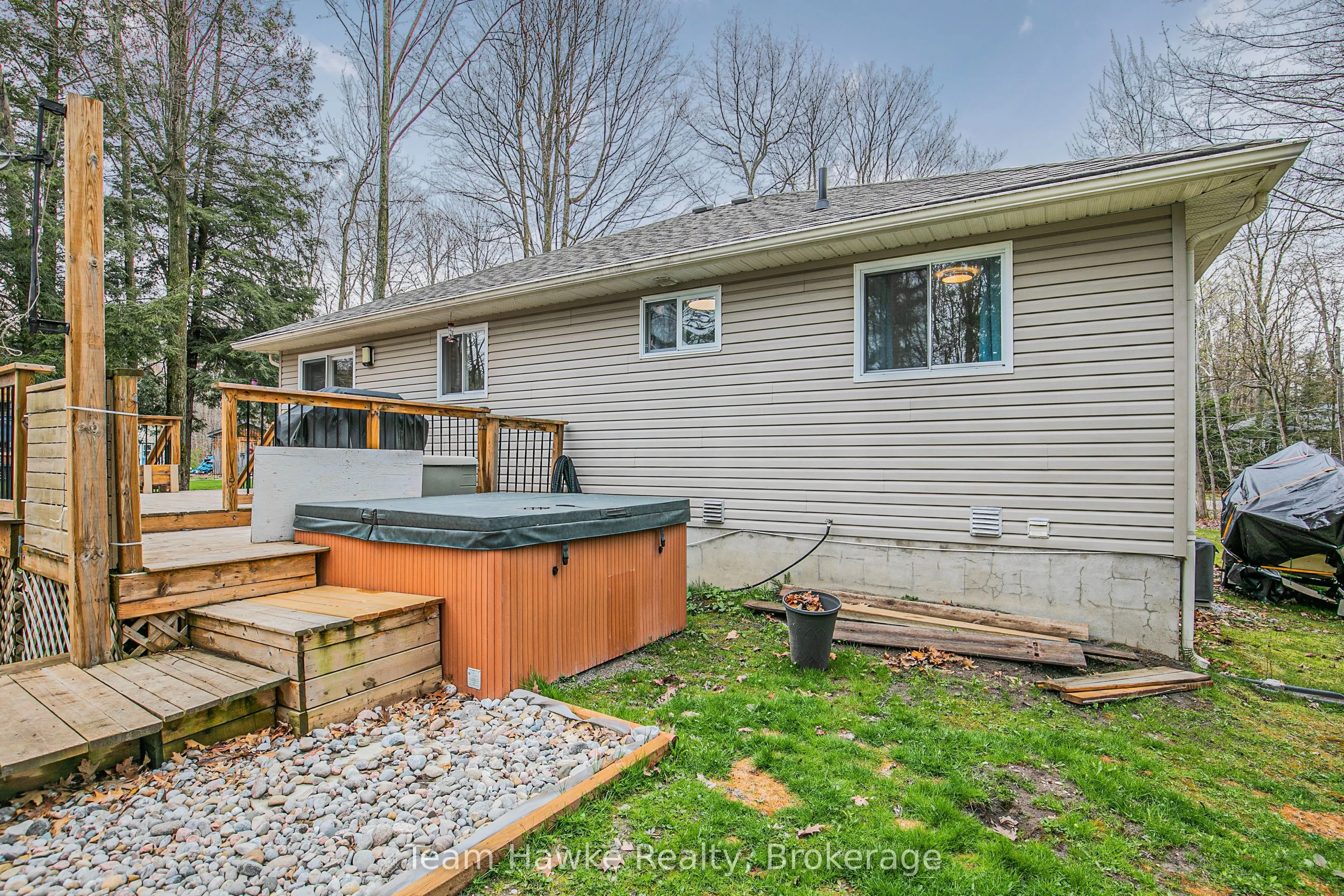 22 LAURIER Boulevard