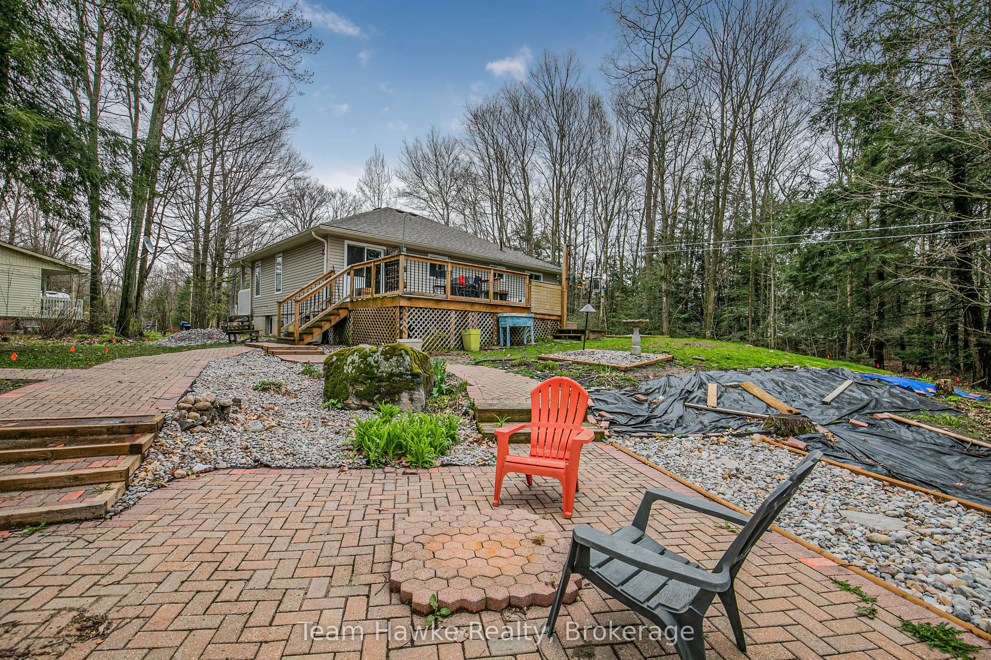22 LAURIER Boulevard