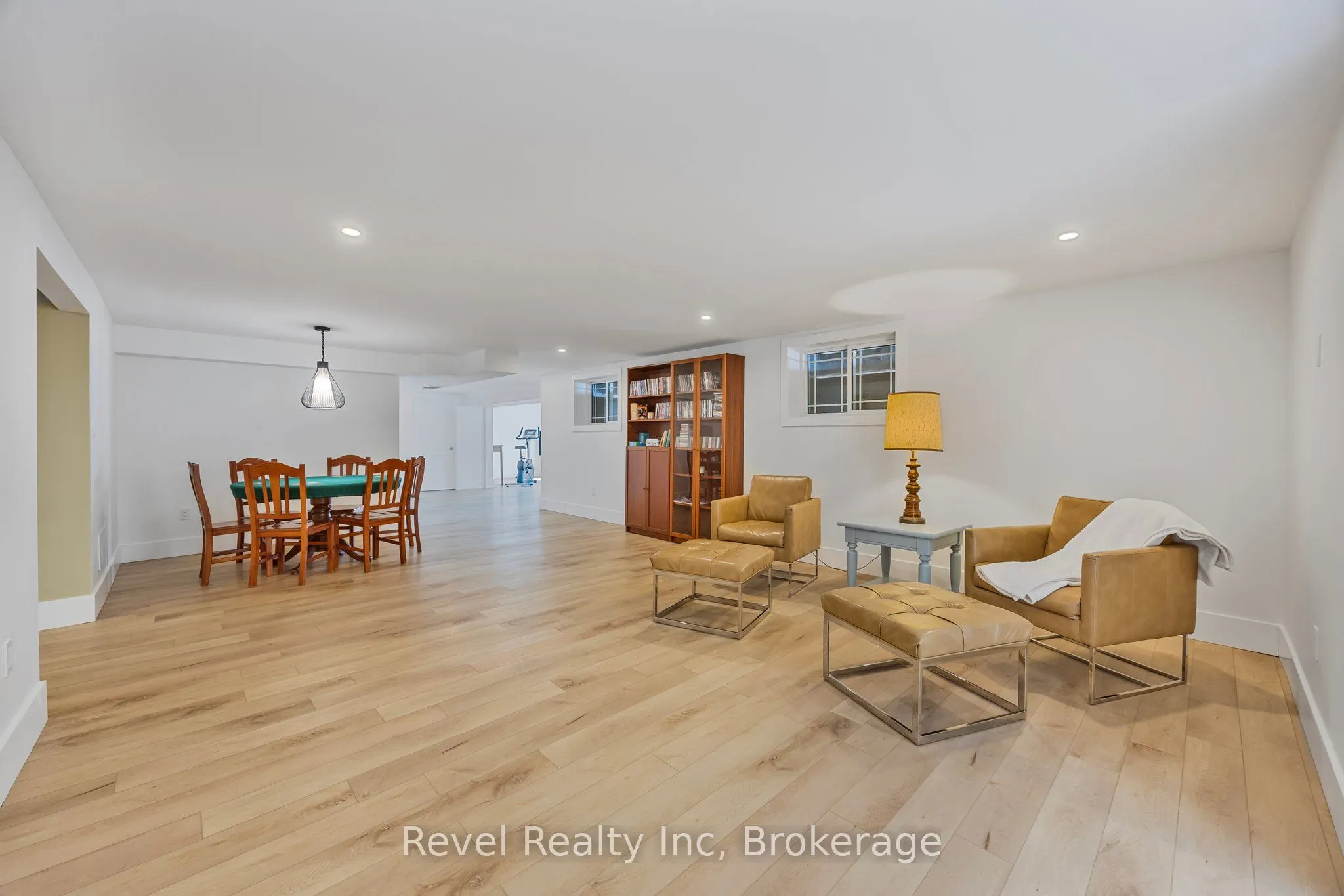 15 Stoney Road
