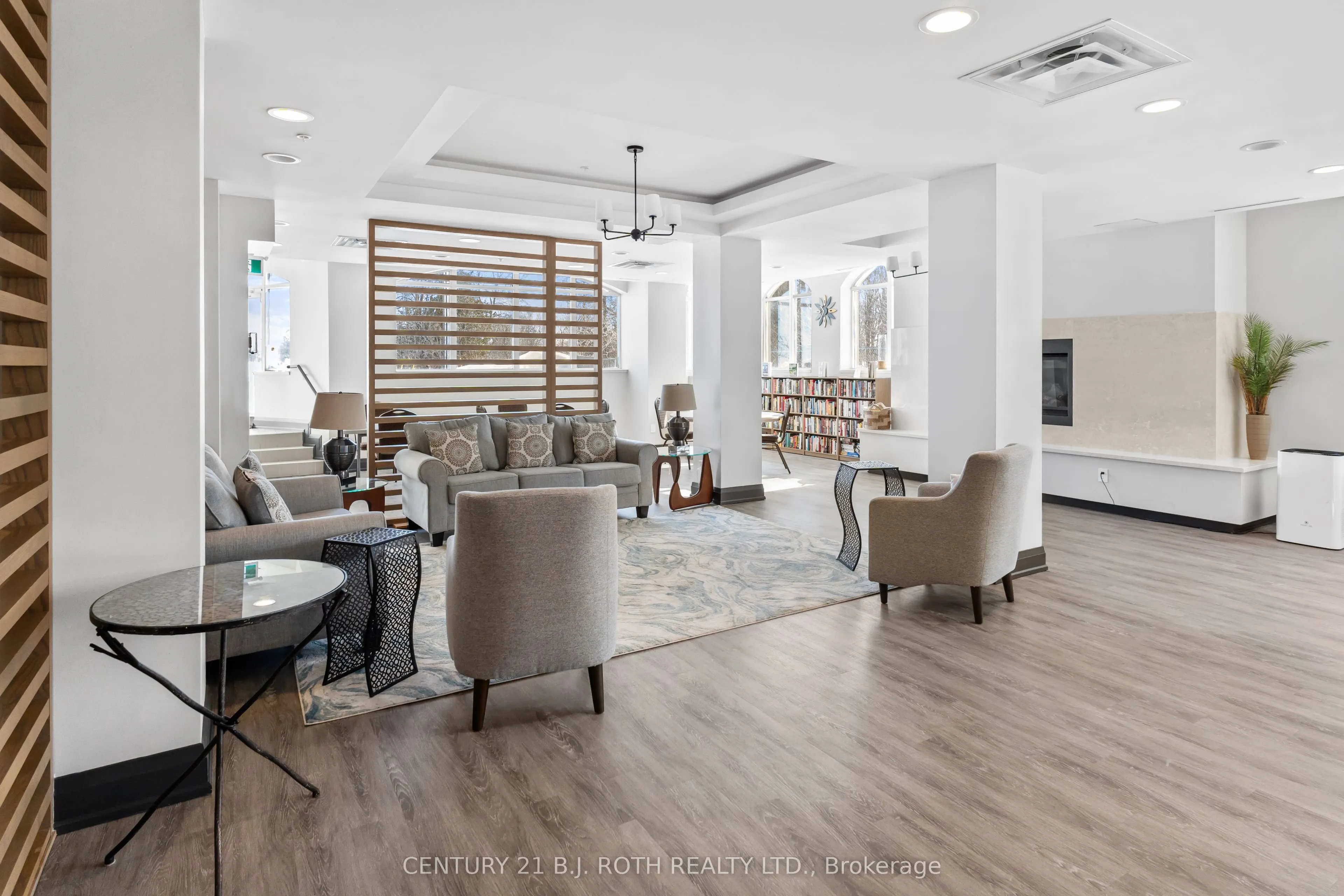 354 Atherley Road #211