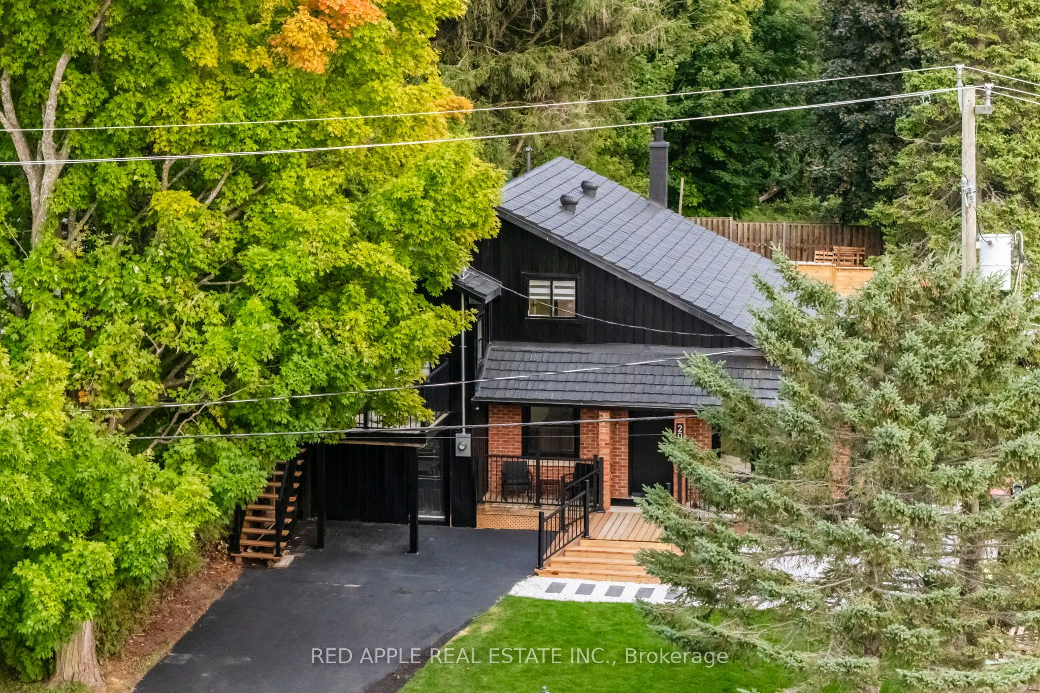 205 Hoyt Avenue