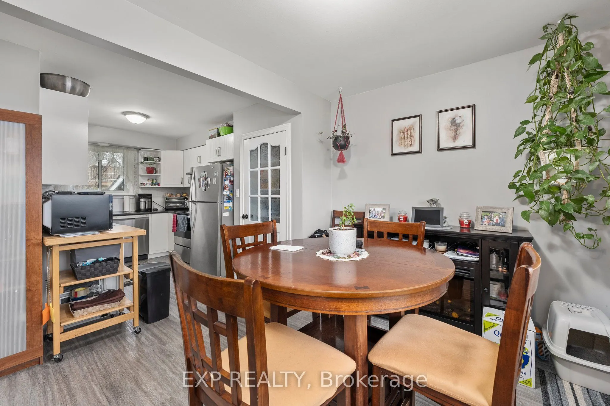 143 Westmount Drive N