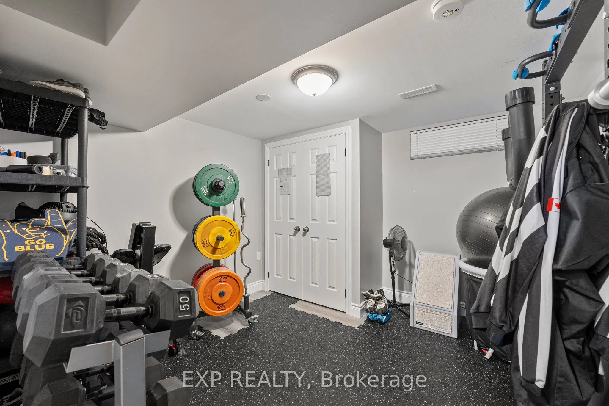 143 Westmount Drive N