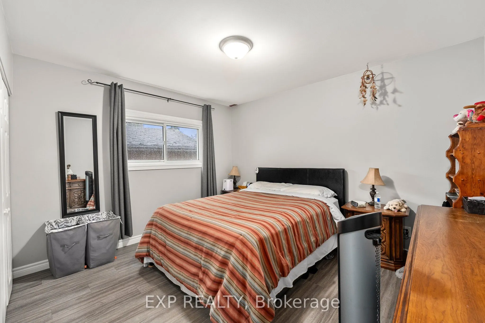 143 Westmount Drive N