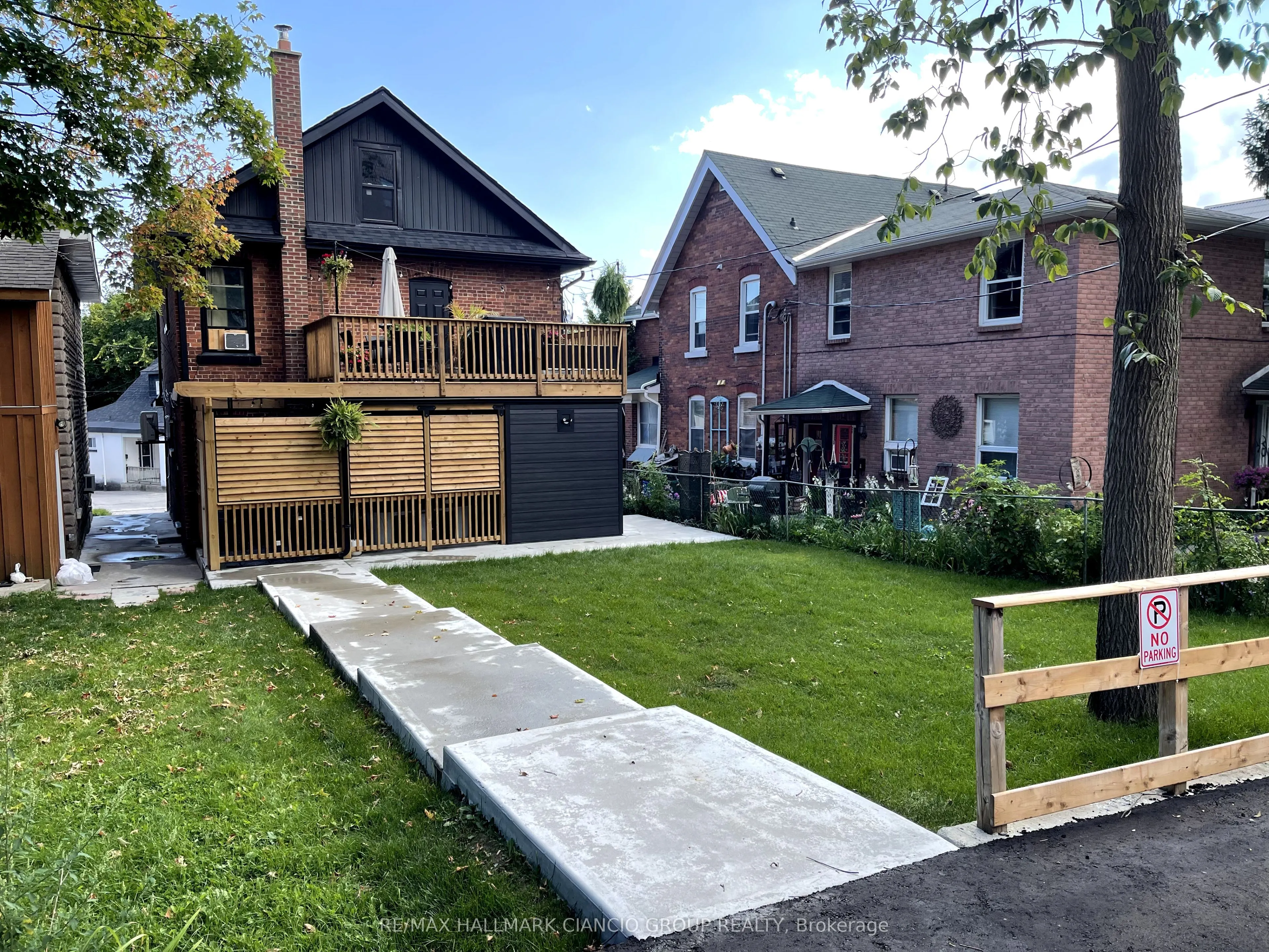 66 Nottawasaga Street