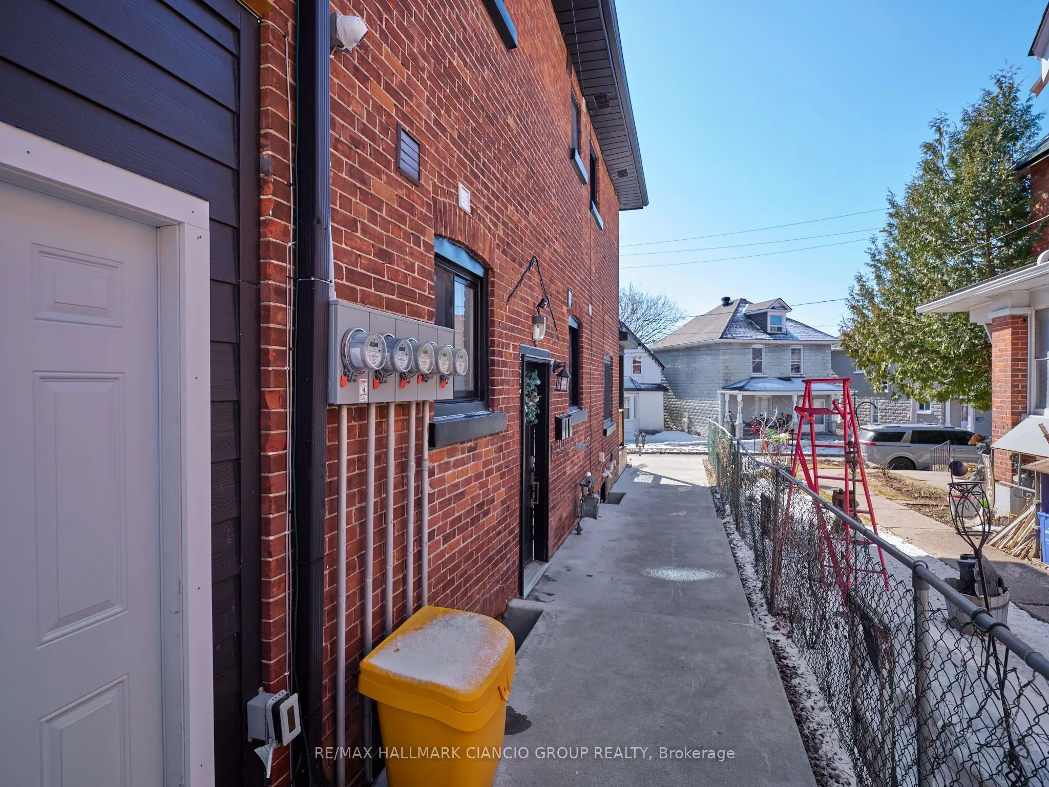 66 Nottawasaga Street