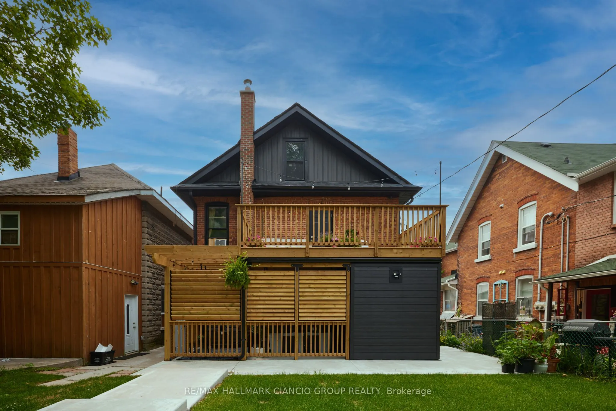 66 Nottawasaga Street