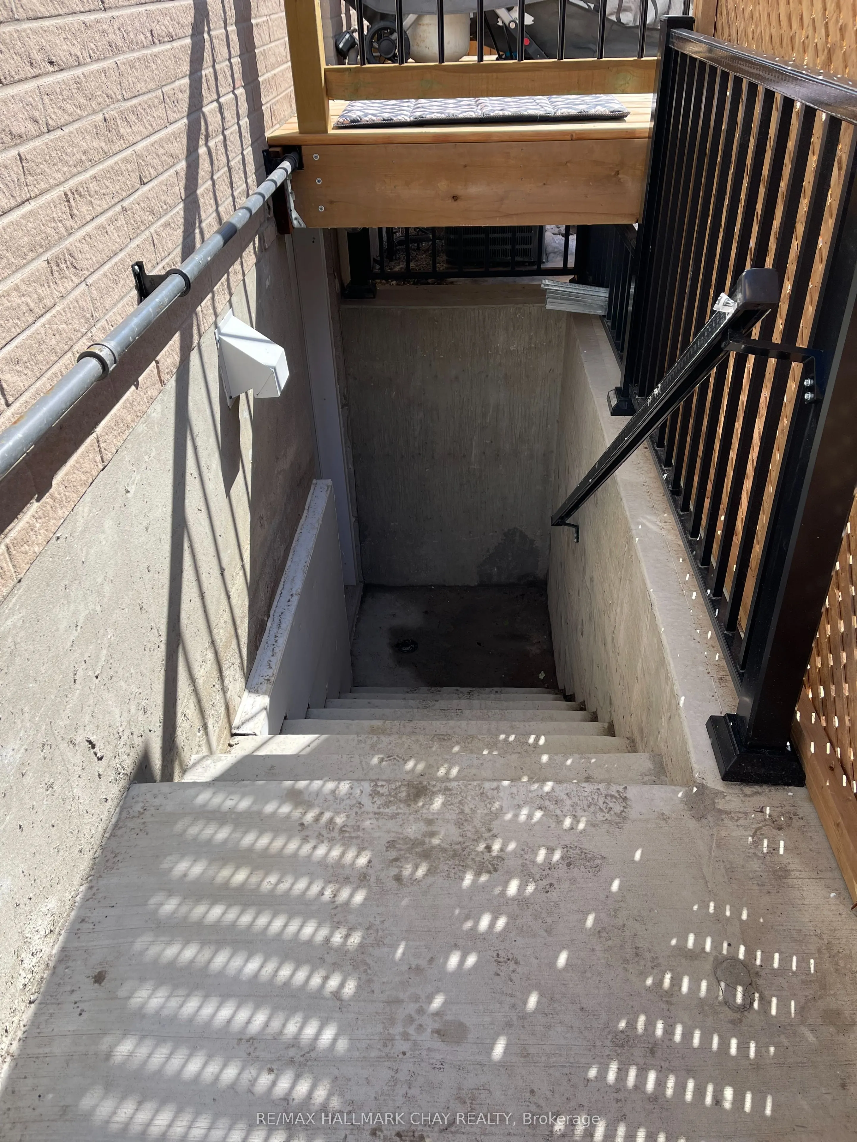 324 St Vincent Street #LOWER