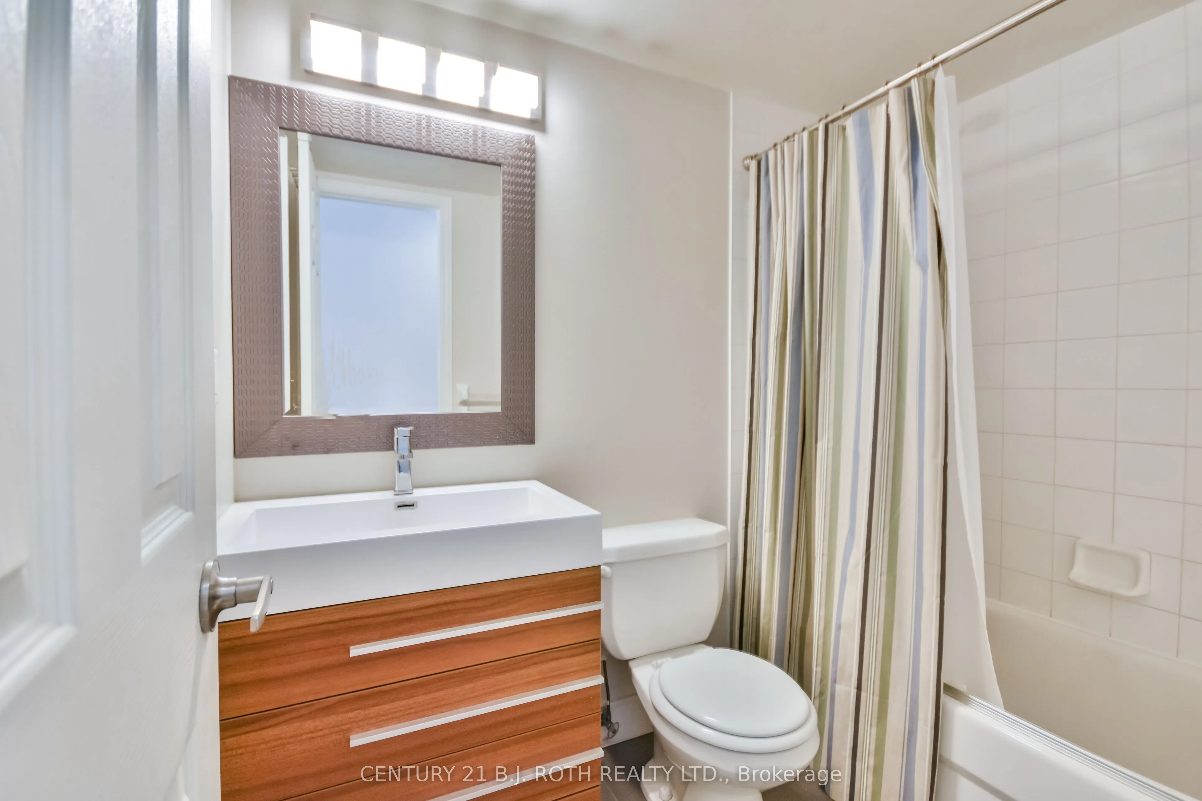 288 Mariners Way #3