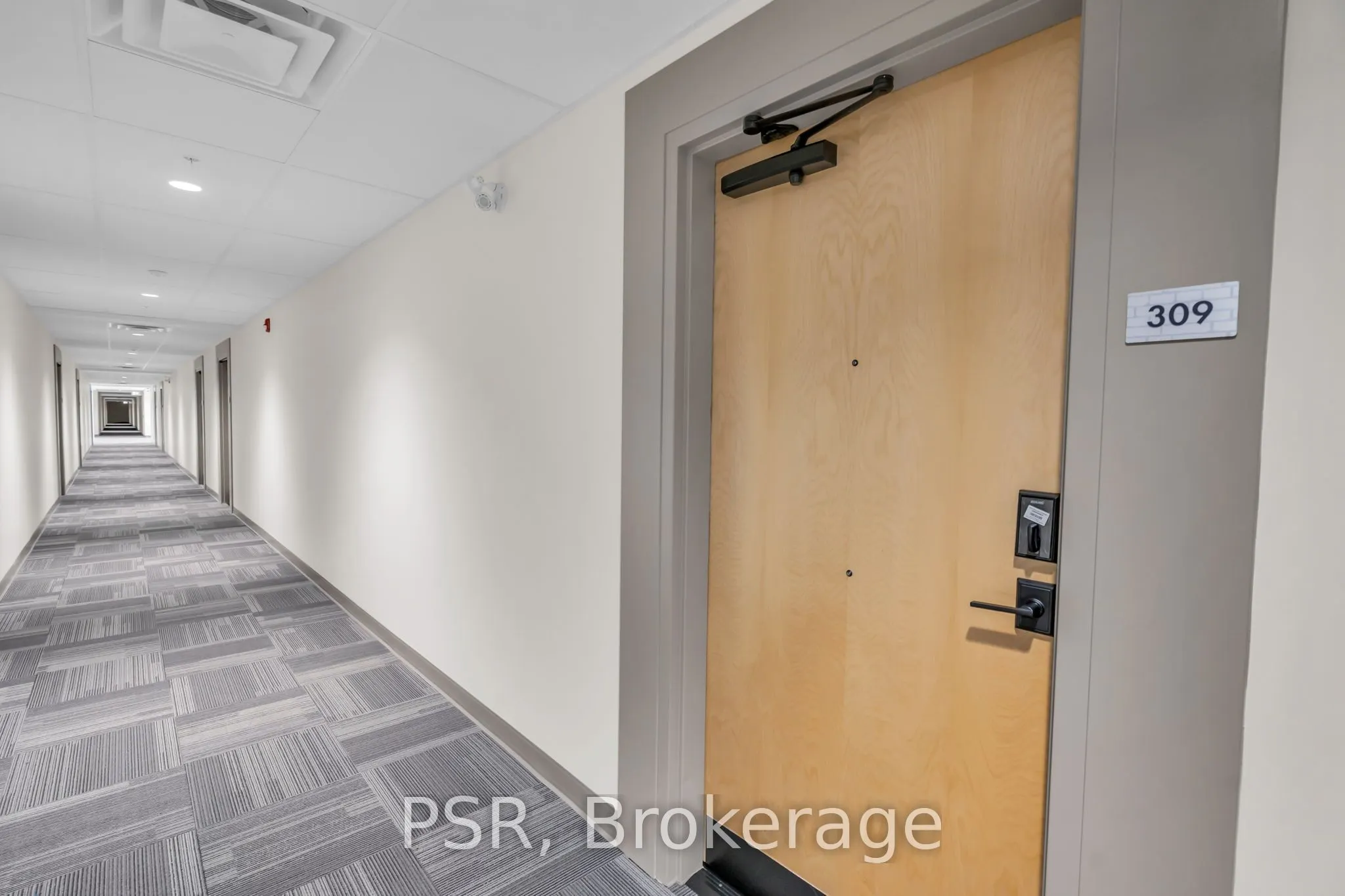 121 Mary Street, #309