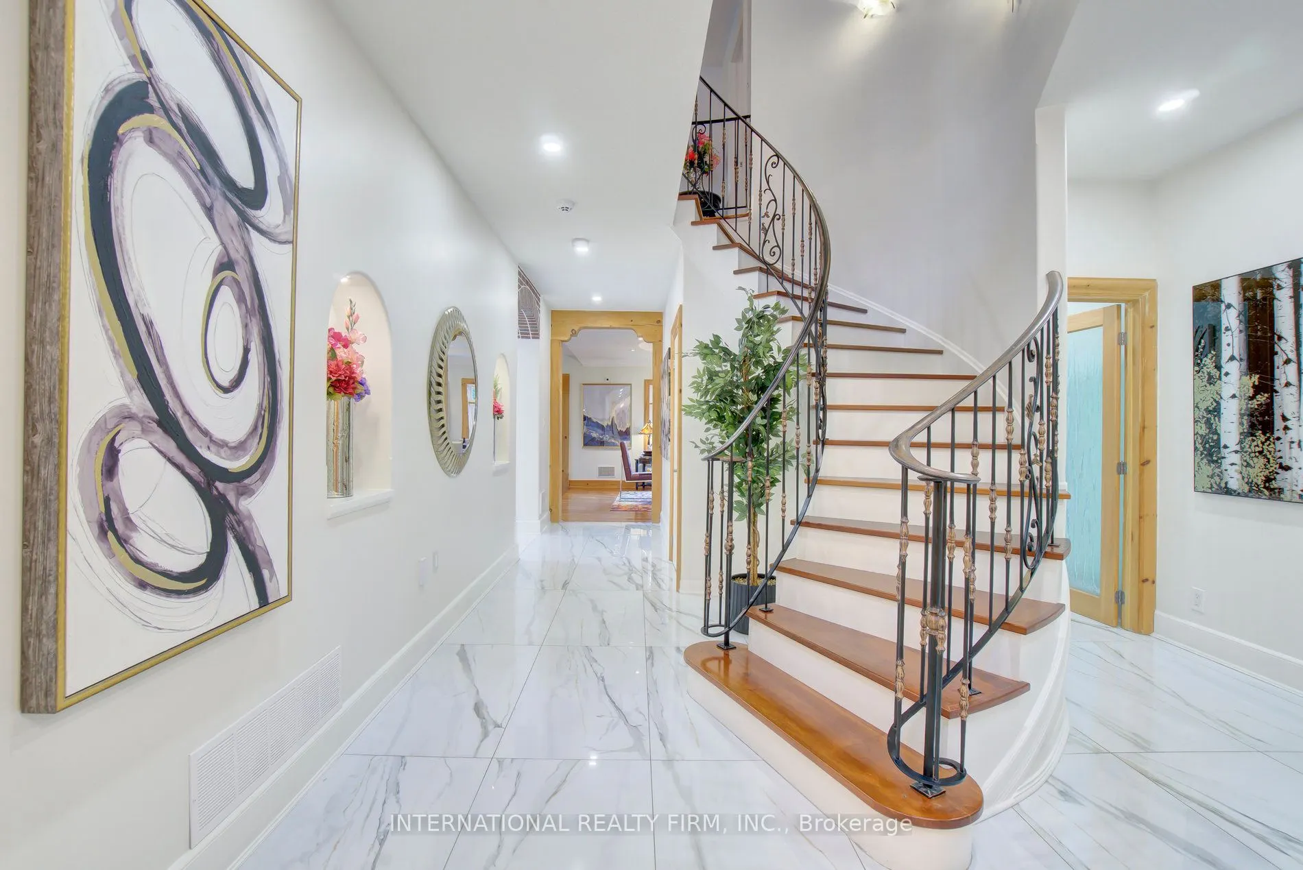 6 Pinehurst Lane