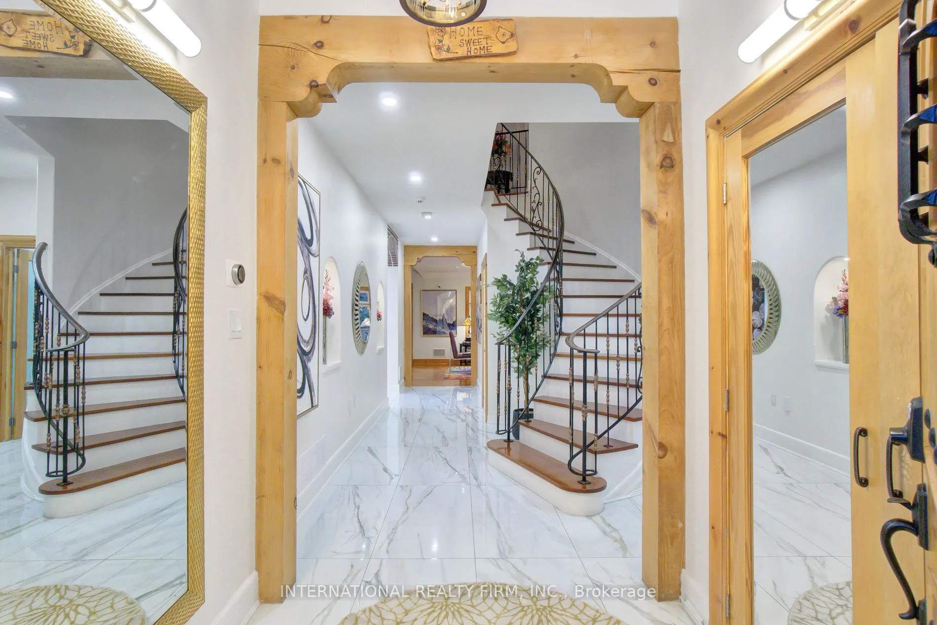 6 Pinehurst Lane