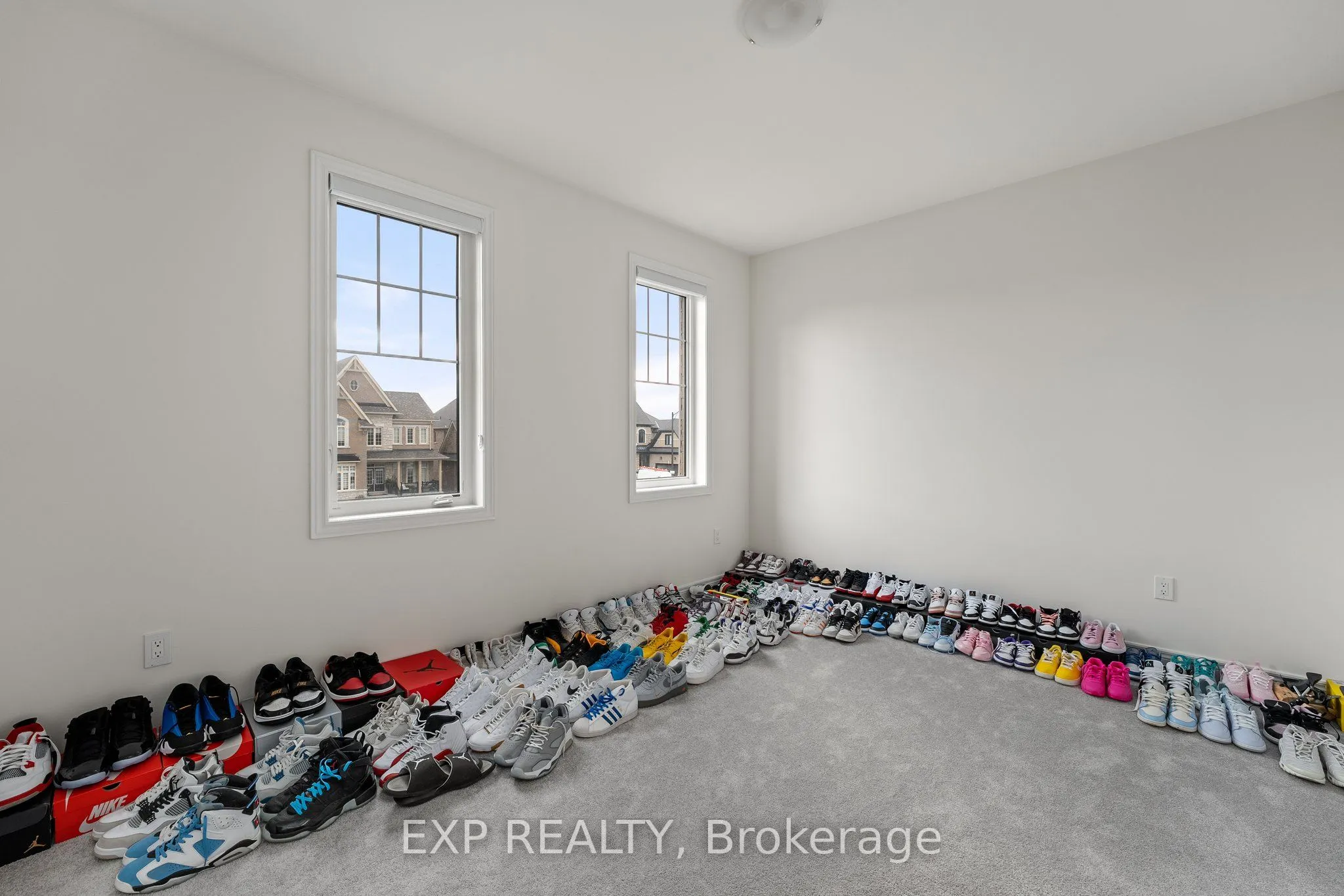 113 Rugman Crescent